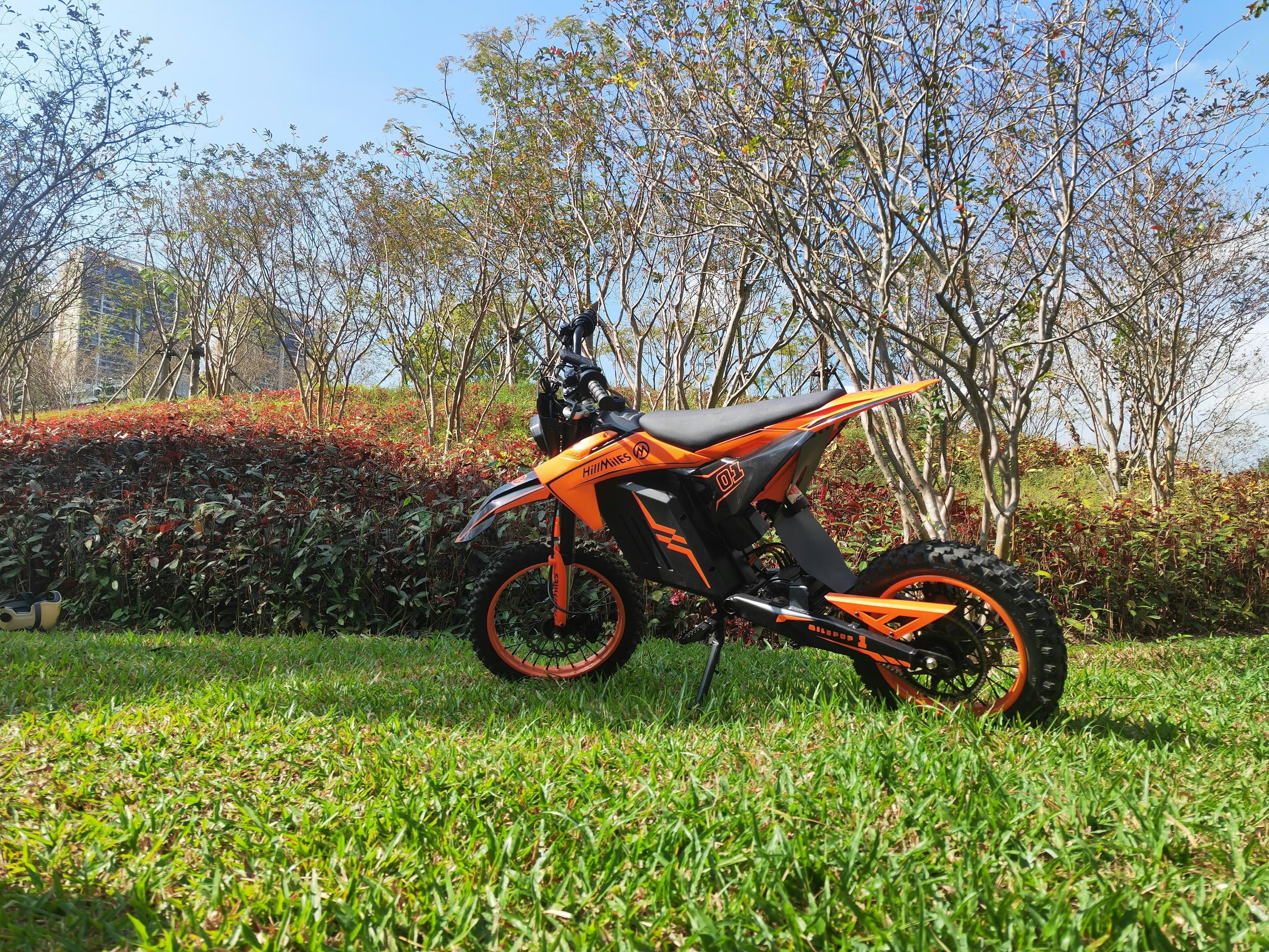 HILLMile Pop-1 Urban Electric Motorcycle – 2000W High-Torque Motor | 31 MPH Top Speed | Long-Range Lithium E-Moto