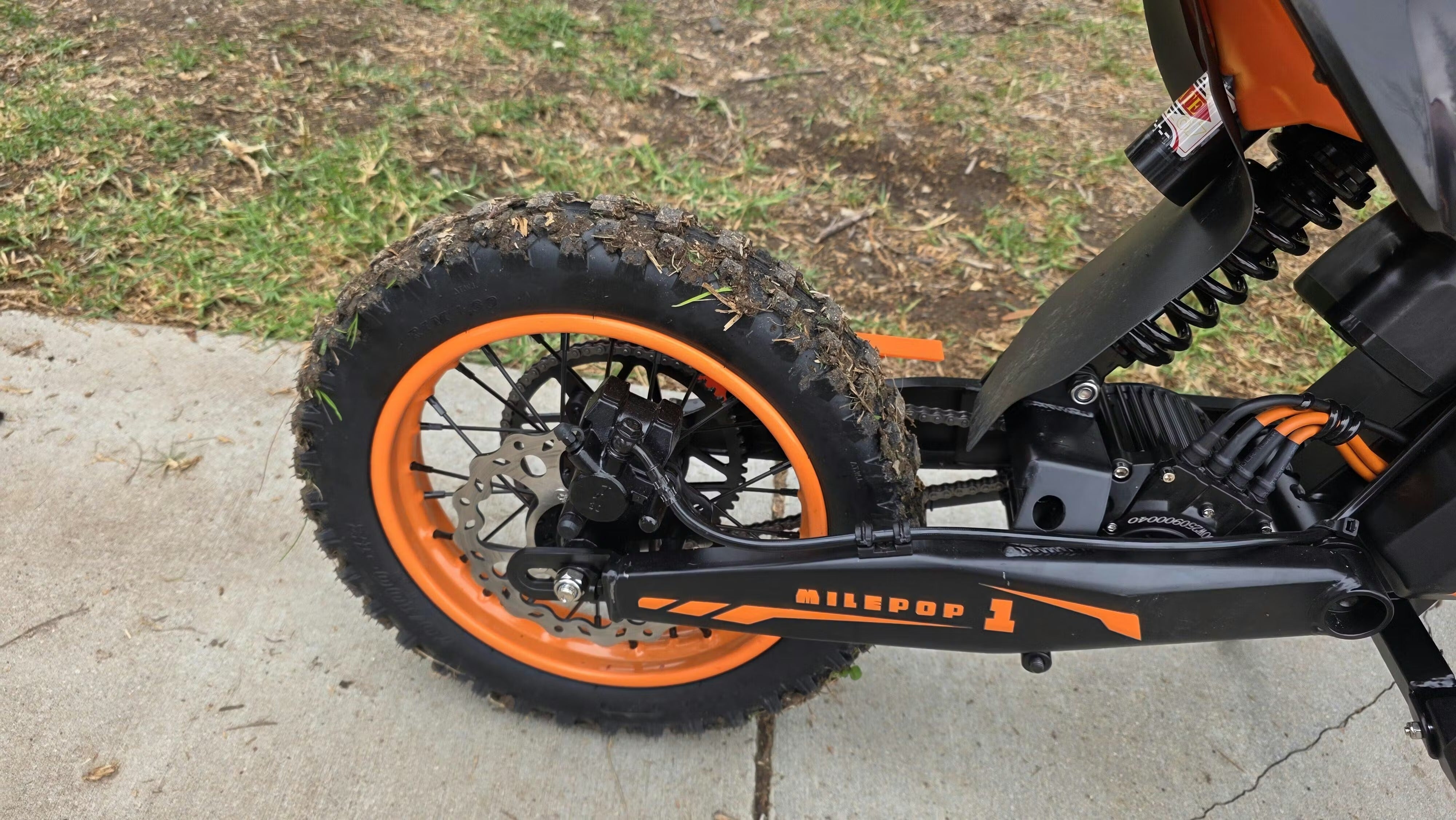 HILLMile Pop-1 Urban Electric Motorcycle – 2000W High-Torque Motor | 31 MPH Top Speed | Long-Range Lithium E-Moto