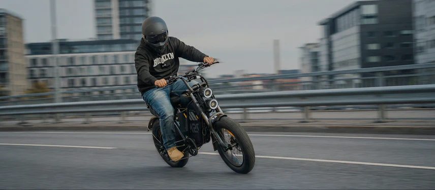 ENGWE M20 3.0 3300W Peak  Moped-Style E-Bike